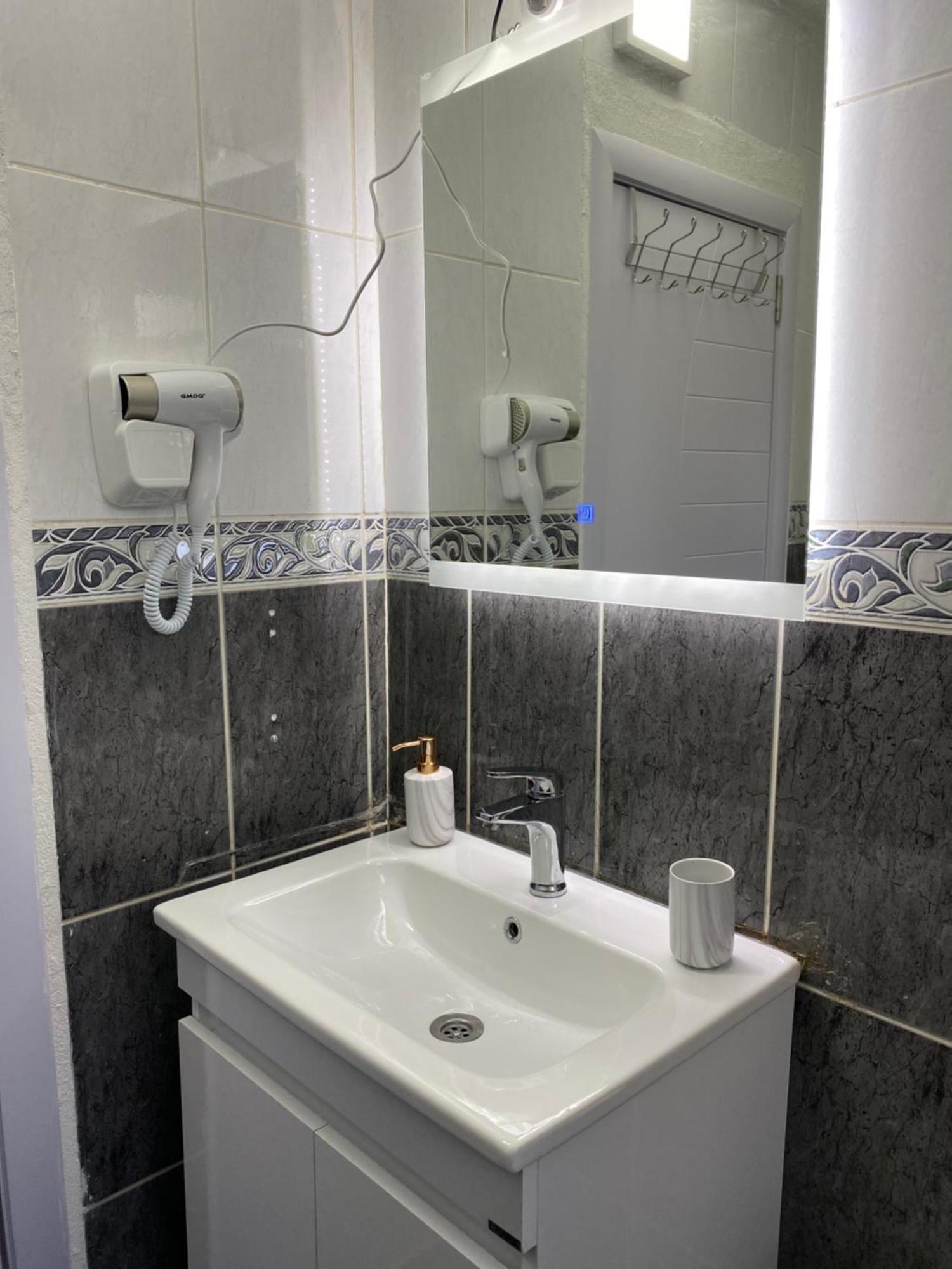 פרישטינה Hotspot Apartments - City Center מראה חיצוני תמונה